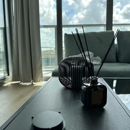 Danube River Front, Skyscraper * ブラチスラヴァ