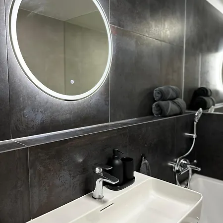 Danube River Front, Skyscraper